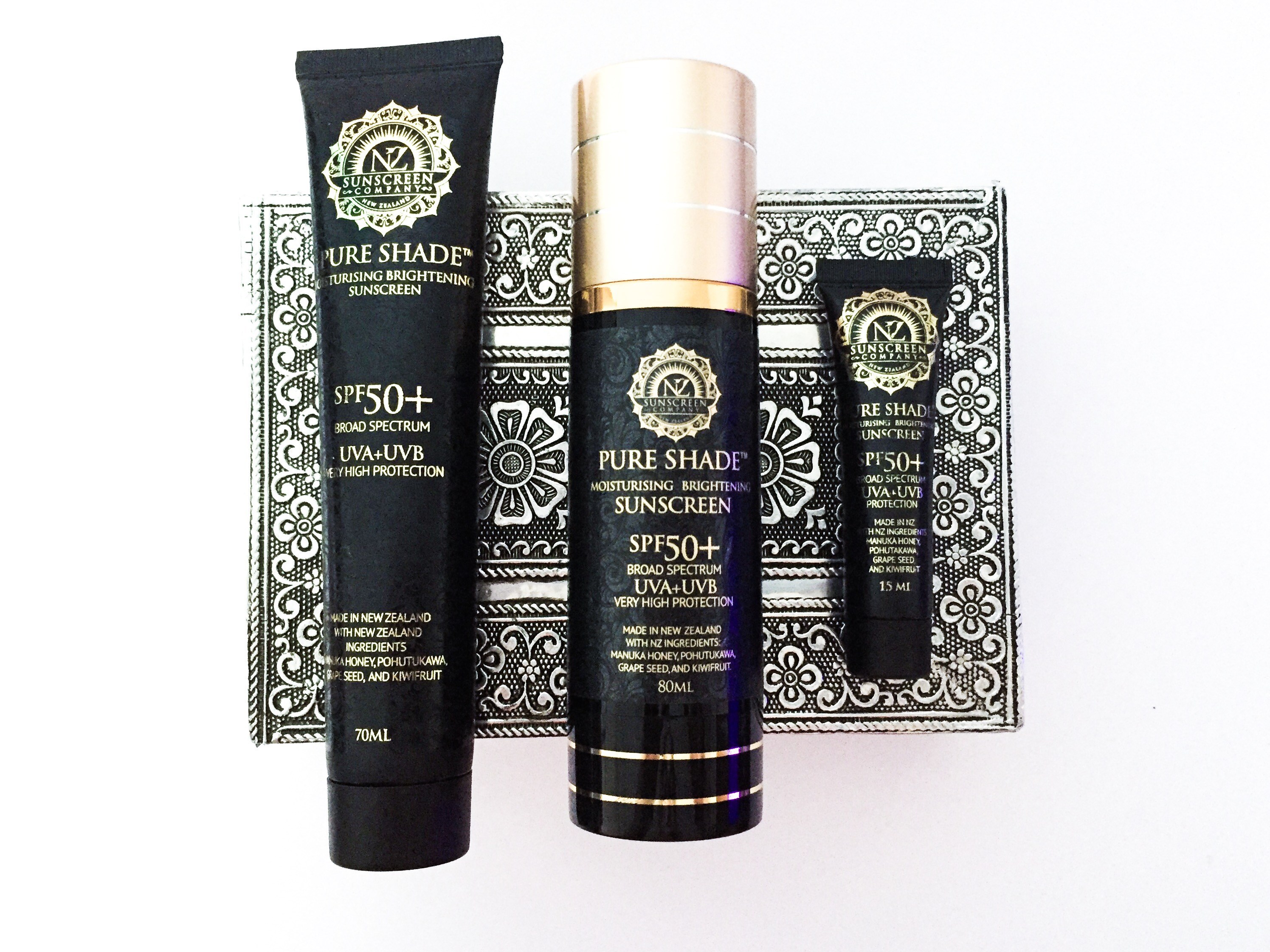 Kem chống nắng Pure Shade SPF 50+ Moisturising & Sunscreen