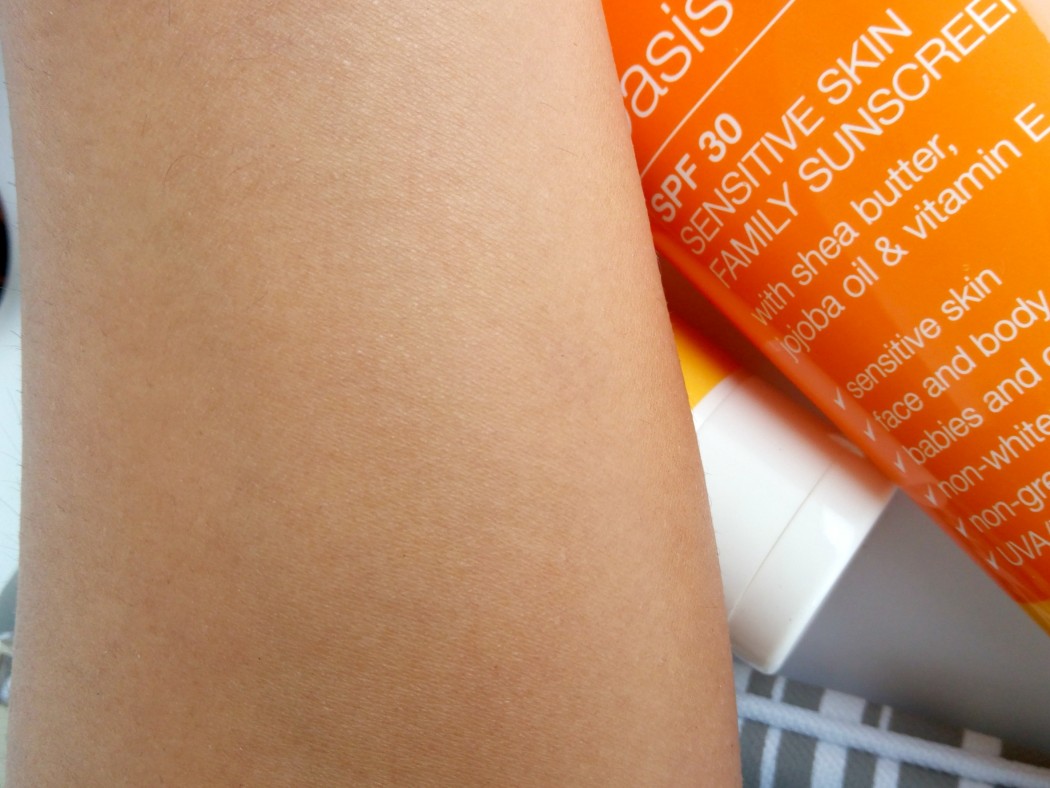 Kem chống nắng Oasis Sun SPF 30 phù hợp với da nhạy cảm 7